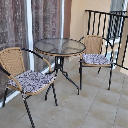 Svs Seastar Apartament *